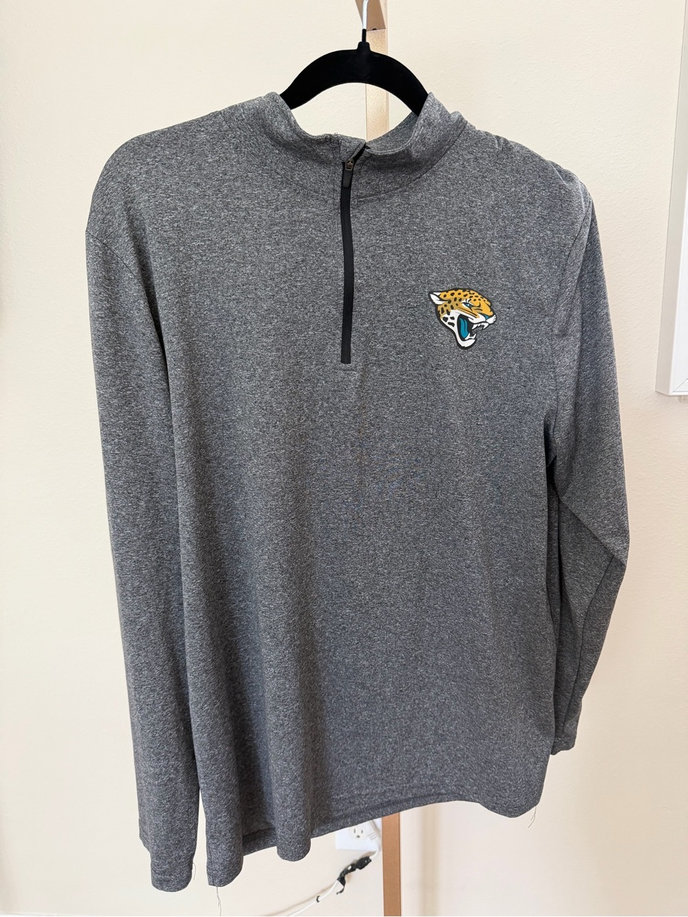 Men's Gray Lightweight Quarter-Zip Pullover with Jaguaresque Logo